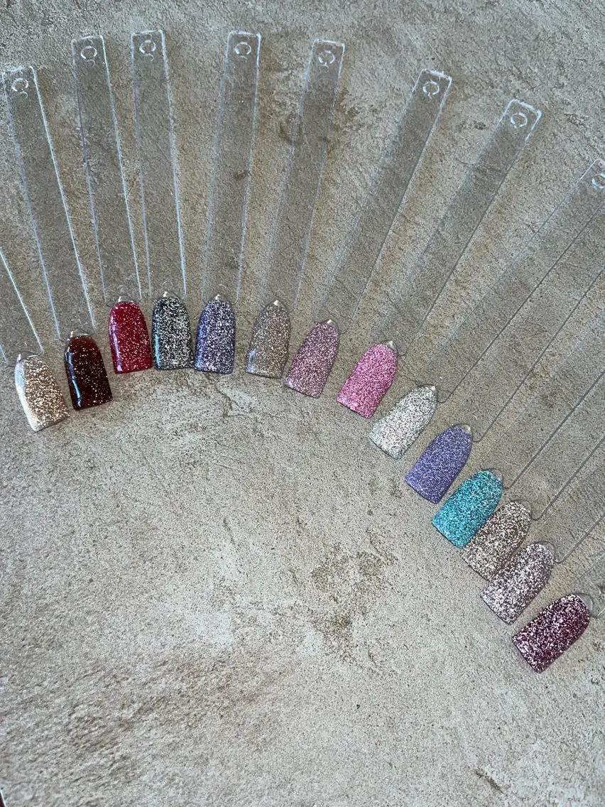 セミロング eir nailのネイルデザイン