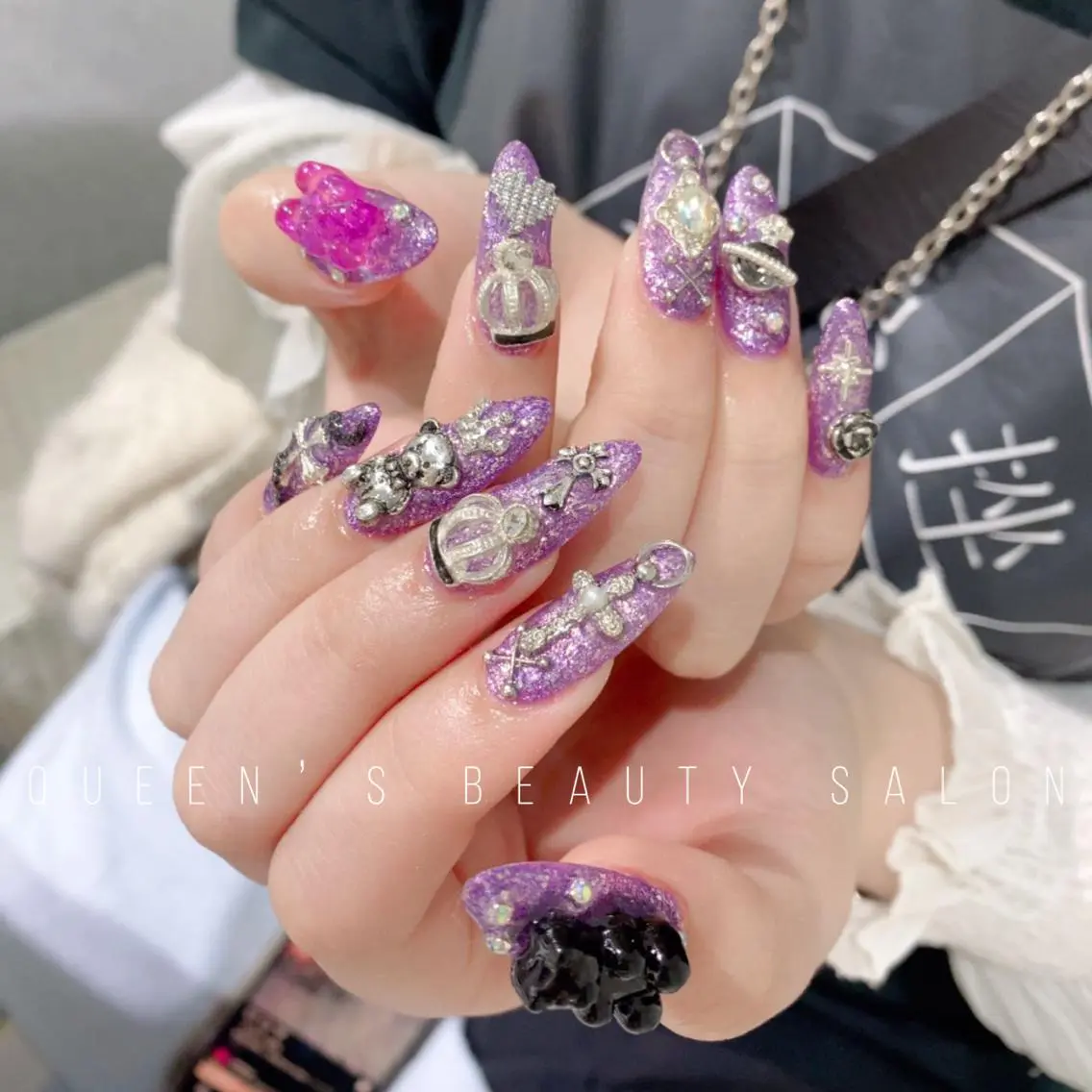 ネイル ハンドネイル Queens マオのネイルデザイン