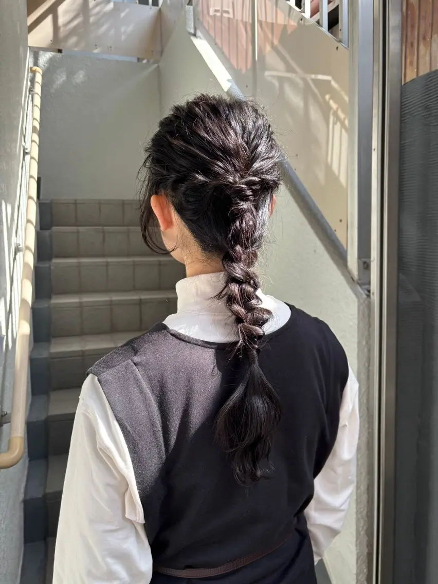 ヘアアレンジ オリーブ🎶アッシュ グレージュちひろ🧸のヘアスタイル