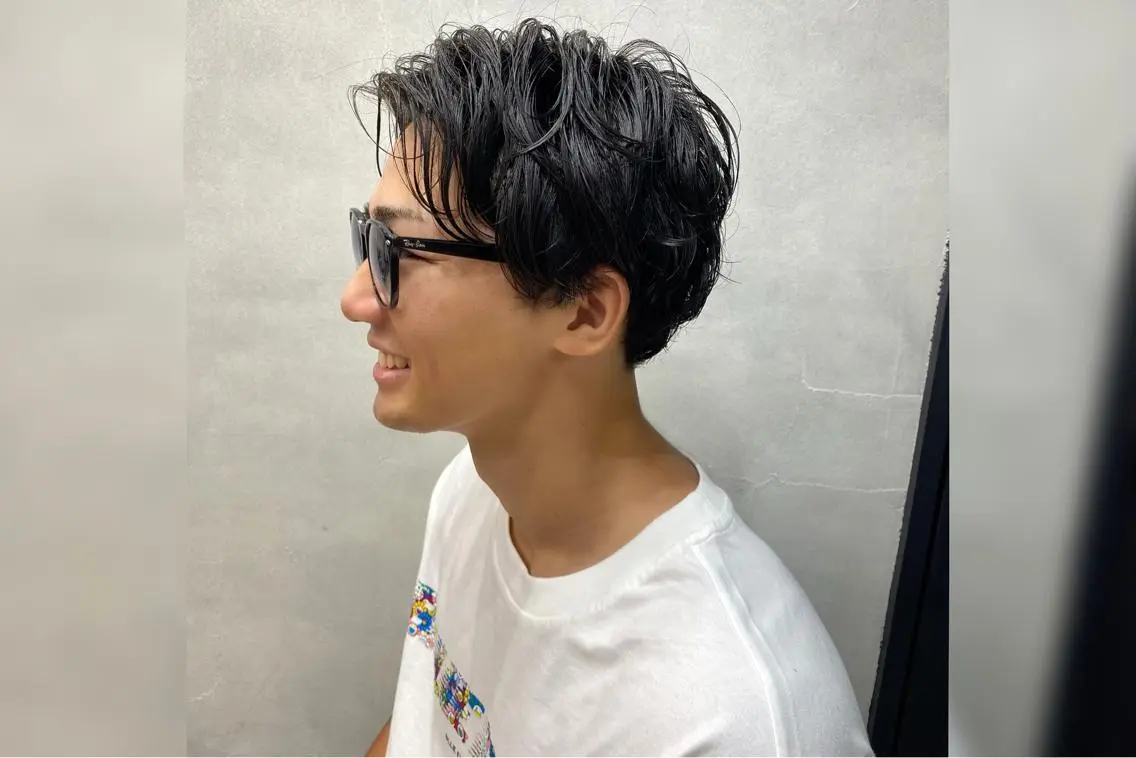 ミディアム パーマ メンズ ミディアムパーマ マッシュ メンズパーマ ニュアンスパーマ 半個室メンズ カット🥕羽鳥淳妃のヘアスタイル