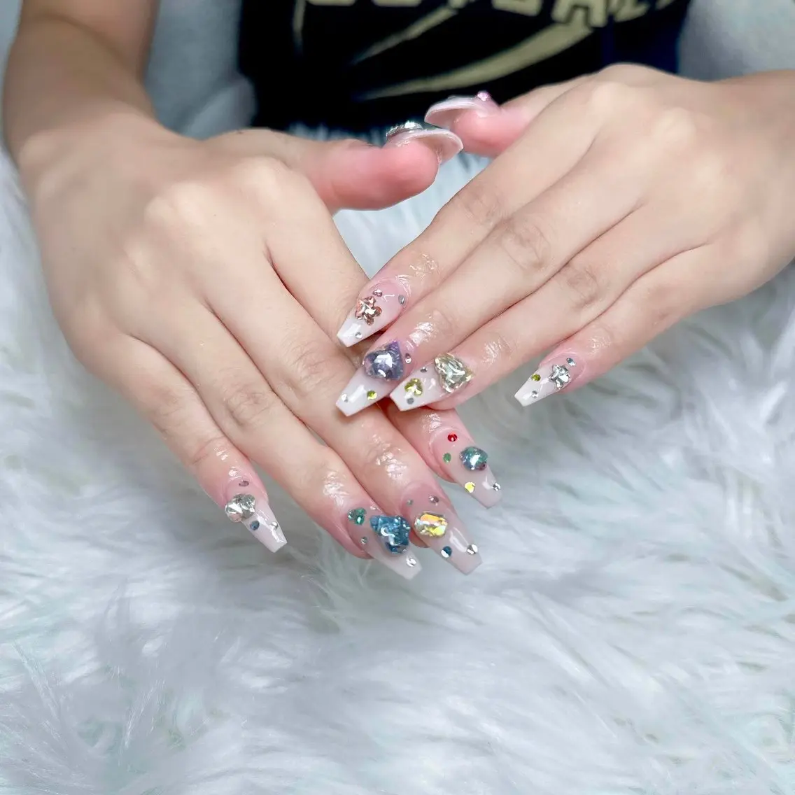 ネイル アートネイル 持ち込み ハンドネイル ハンドケア Dyo Nailのネイルデザイン