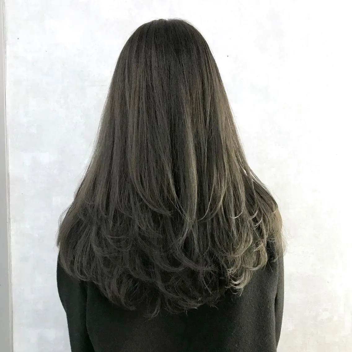 ロング ヨシンモリ ムルギョル巻き 韓国風ヘア レイヤーカット シースルーバング K-POP好き美容師 🇰🇷Kai.Yのヘアスタイル