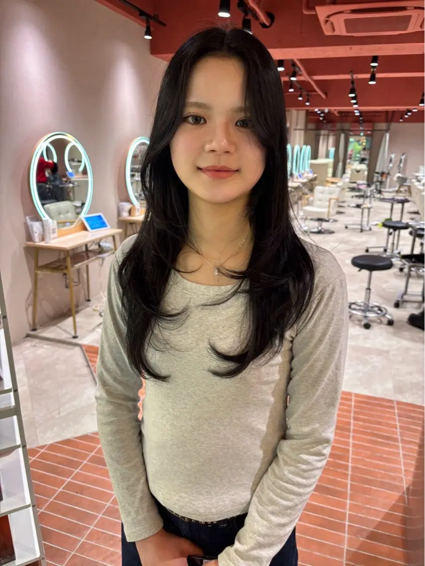 ロング カット トリートメント 🎀暖色カラー/ HANA🎀のヘアスタイル