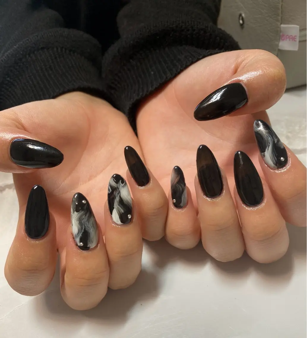 ネイル ハンドネイル N. AIのネイルデザイン