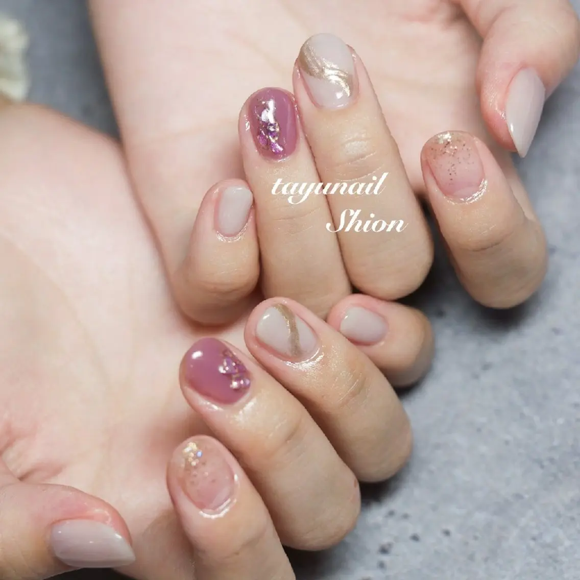 ネイル アートネイル ジェルネイル ミラーネイル ニュアンスネイル パラジェル ネイルサロン 【たゆnail】のネイルデザイン
