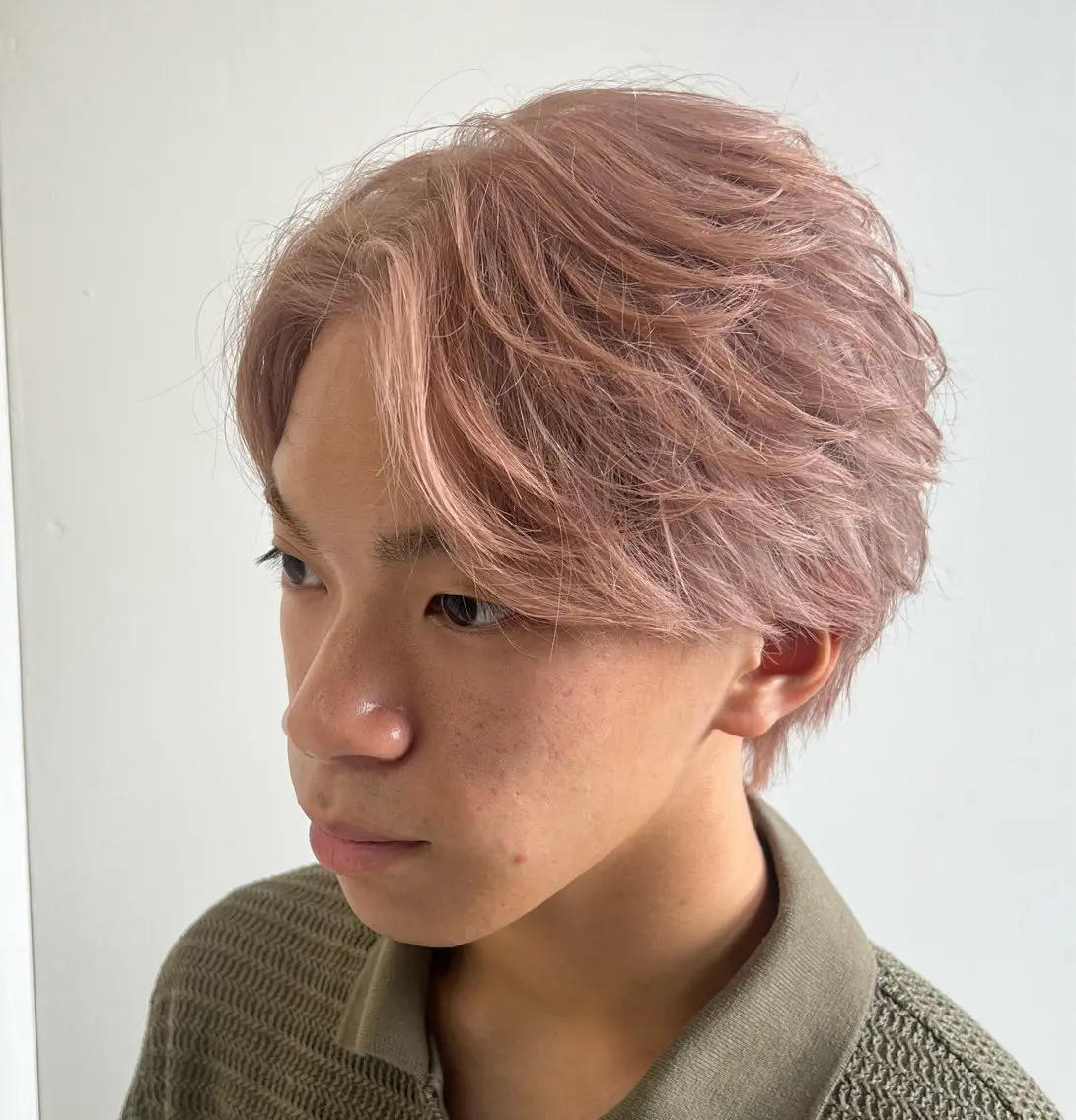 カラー メンズ カット ヘアカラー トリートメント ダブルカラー寒色系 ボリューム改善ハヤトのヘアスタイル