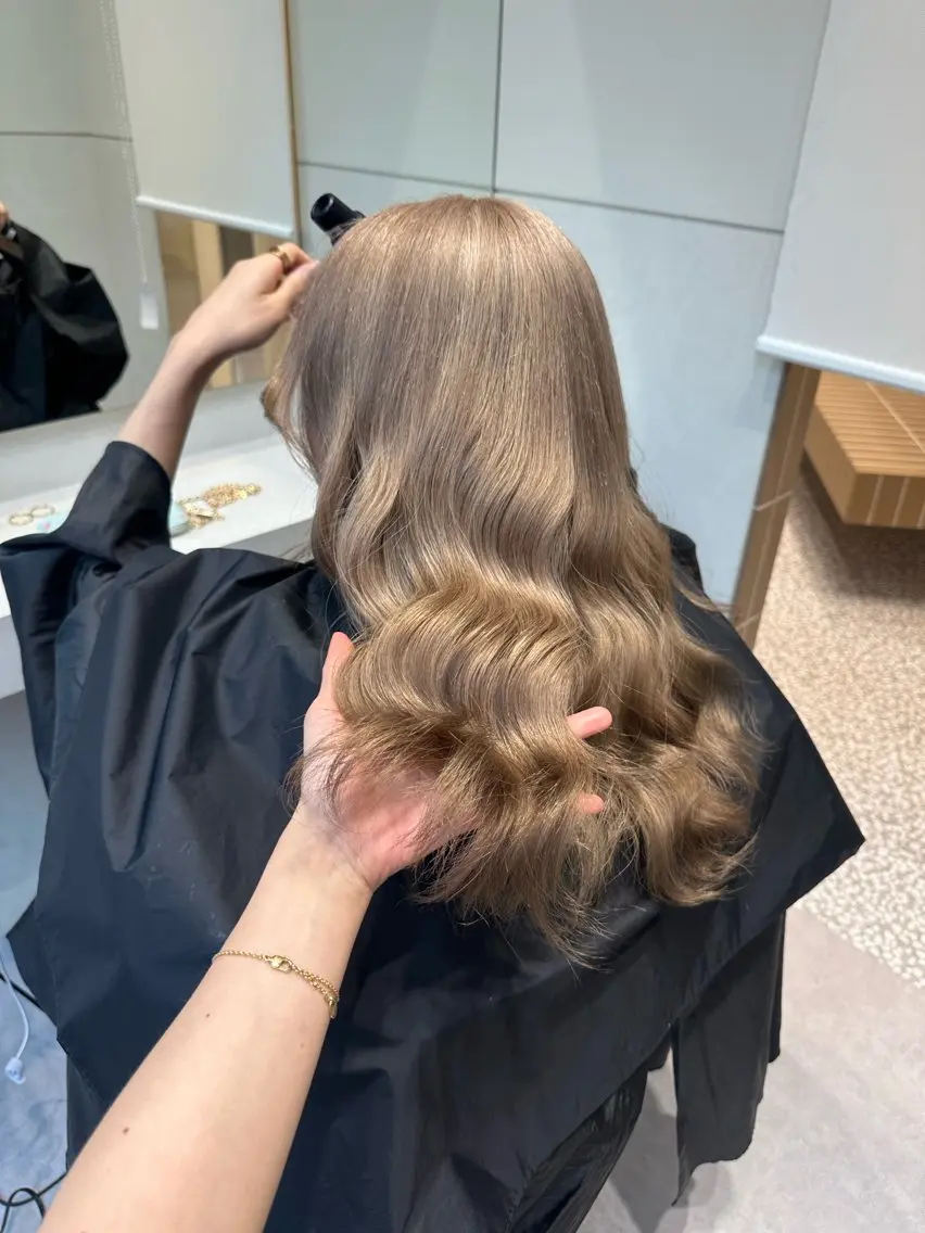 ロング ヘアカラー トリートメント ピンクカラー美容師 新宿美容室🎀のヘアスタイル