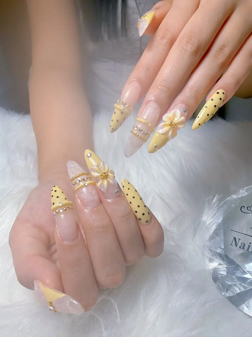 ネイル 夏ネイル Lina  nail beautyのネイルデザイン