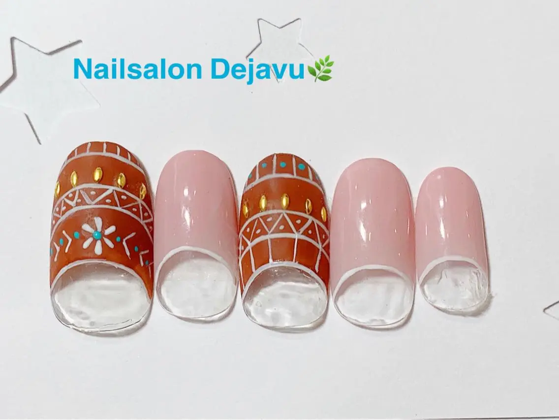 ネイル Nail salon Dejavu 🌿のネイルデザイン