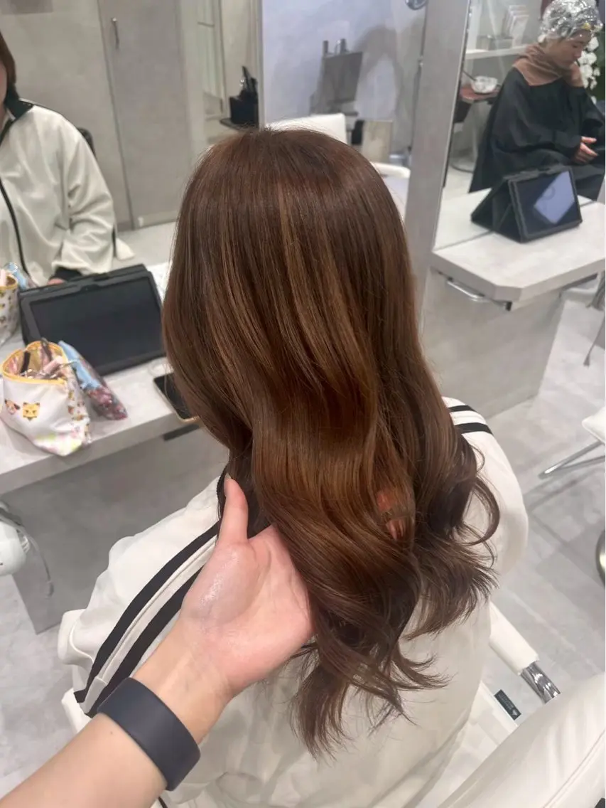 カラー 安澤 陽向のヘアスタイル