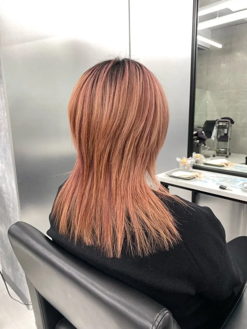 セミロング カット 🕊️国分寺🕊️ イオ🕊️のヘアスタイル