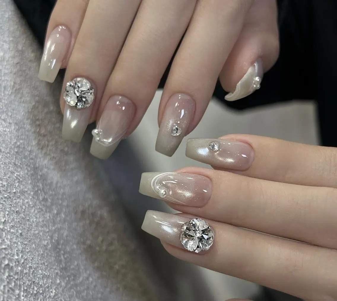 ネイル ハンドネイル 🎀 NaNa_nailのネイルデザイン
