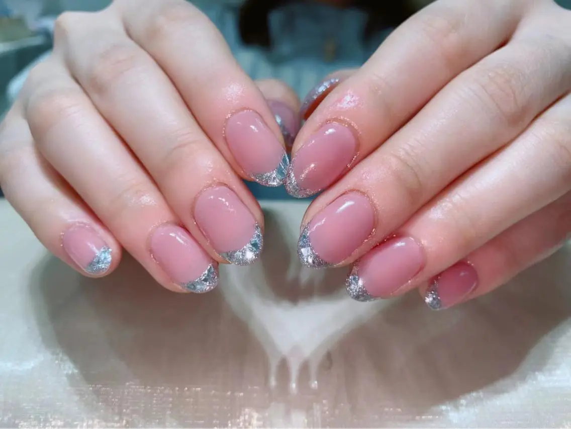 ネイル ハンドネイル Queens ciciのネイルデザイン