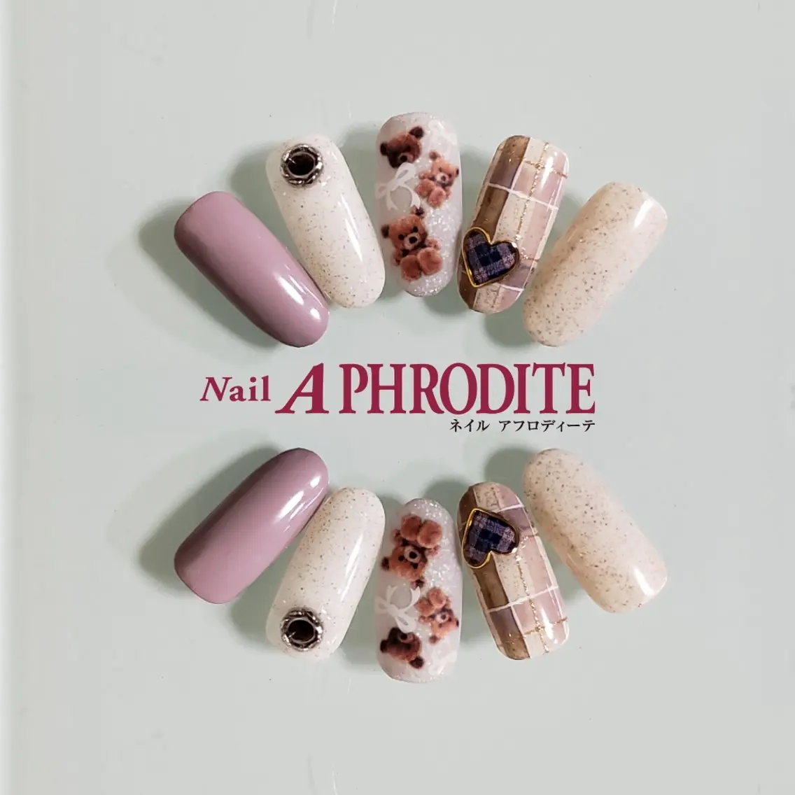ネイル ジェルネイル ニュアンスネイル スカルプネイル ソフトジェル ネイルチップ ハンドネイル Nail Aphroditeのネイルデザイン