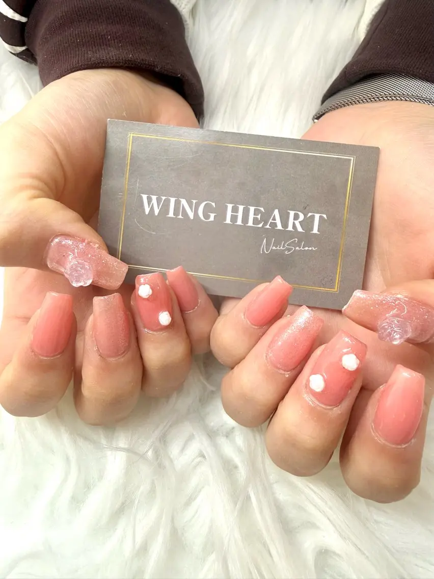ネイル I. AYUMIのネイルデザイン