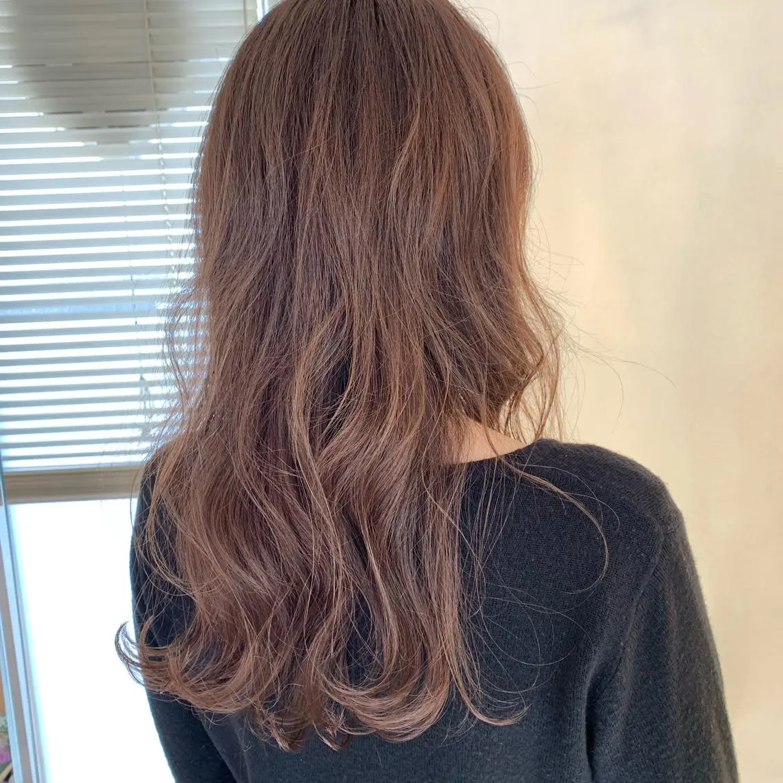 ロング カラー ハイライトカラー ハイライト 加藤 綾華のヘアスタイル