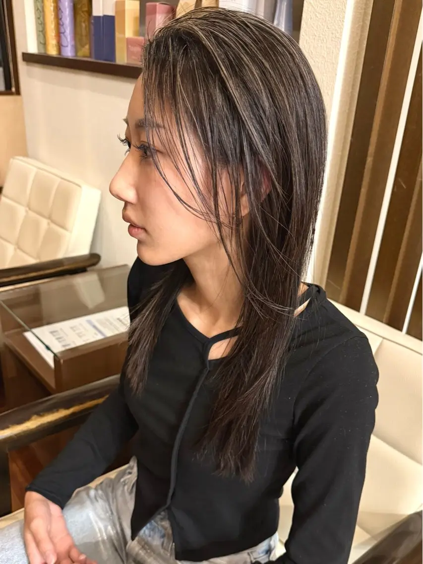 ミディアム カラー ハイライトカラー ハイライト カット ヘアカラー トリートメント 田室 和幸のヘアスタイル
