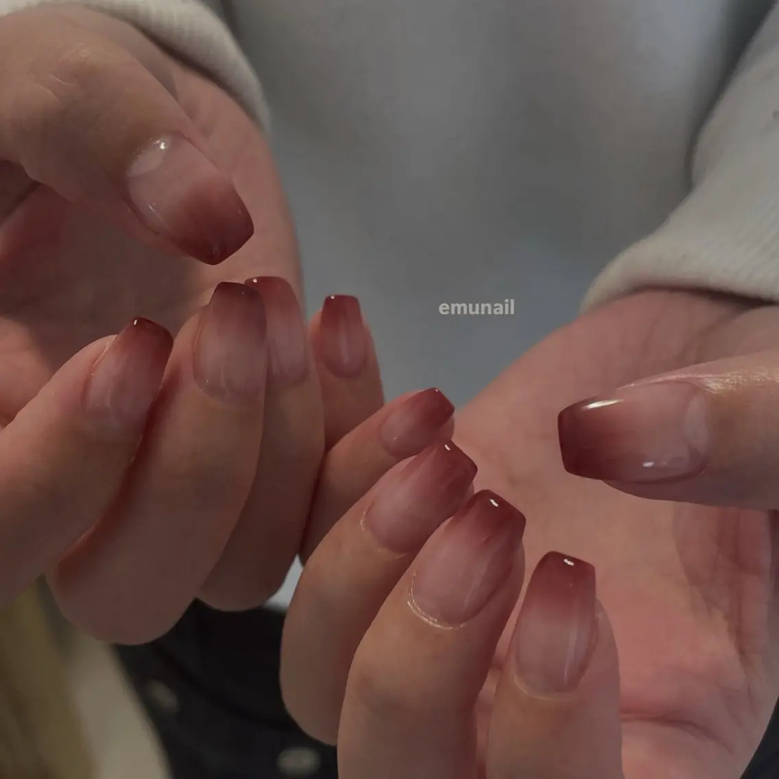 ネイル グラデーション emu nail shionのネイルデザイン