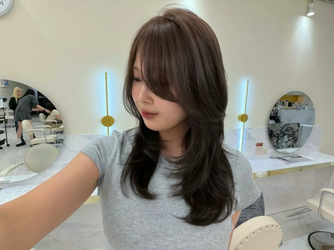 ロング カット ヘアカラー トリートメント hiyori🎀 トレンドレイヤーのヘアスタイル