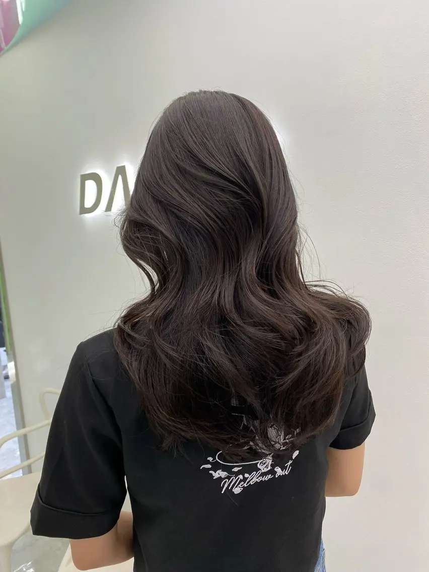 ロング カラー ヘアカラー ヘアセット 上品モテヘア🩶 karen🩶のヘアスタイル