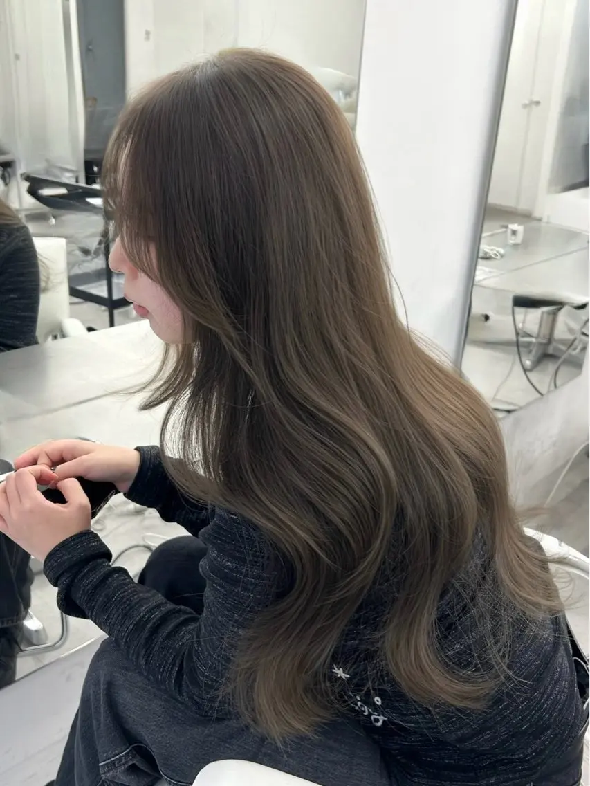 ロング カット ヘアカラー トリートメント 透明感カラー 古山 結季🌙🖤のヘアスタイル