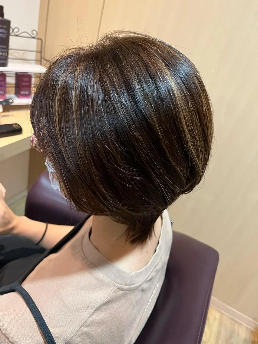 🌼立体感の出るハイライトカラー🌼【レディース限定】の写真
