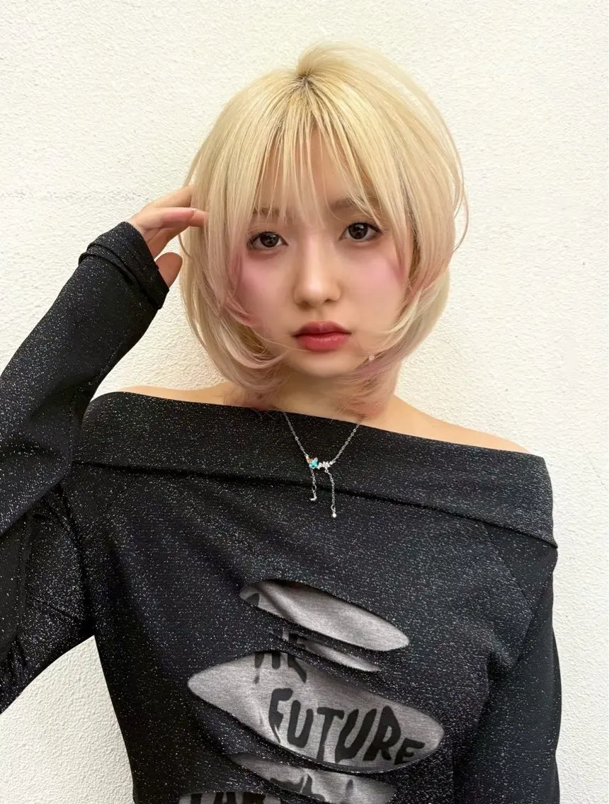 ショート カラー ヘアアレンジ ハイトーンカラー 透明感カラー特化/ レイヤーカット/ハルのヘアスタイル