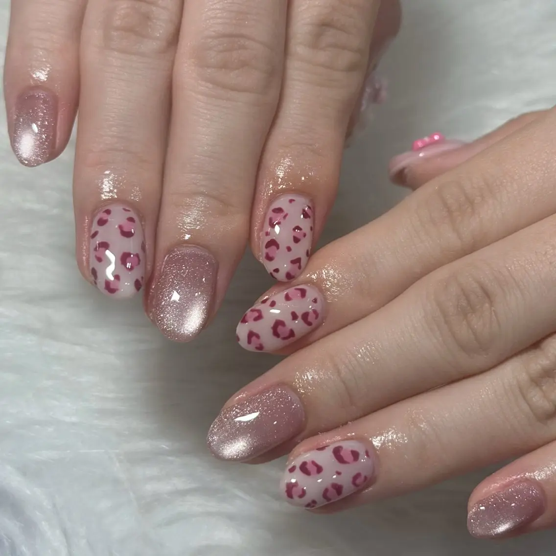 ネイル ハンドネイル フットネイル LAVISH nanamiのネイルデザイン