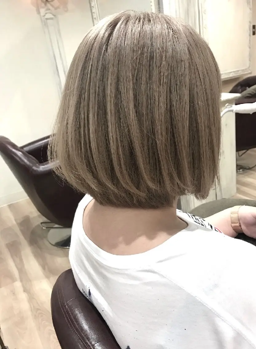 ミディアム 柴田 冬羽のヘアスタイル