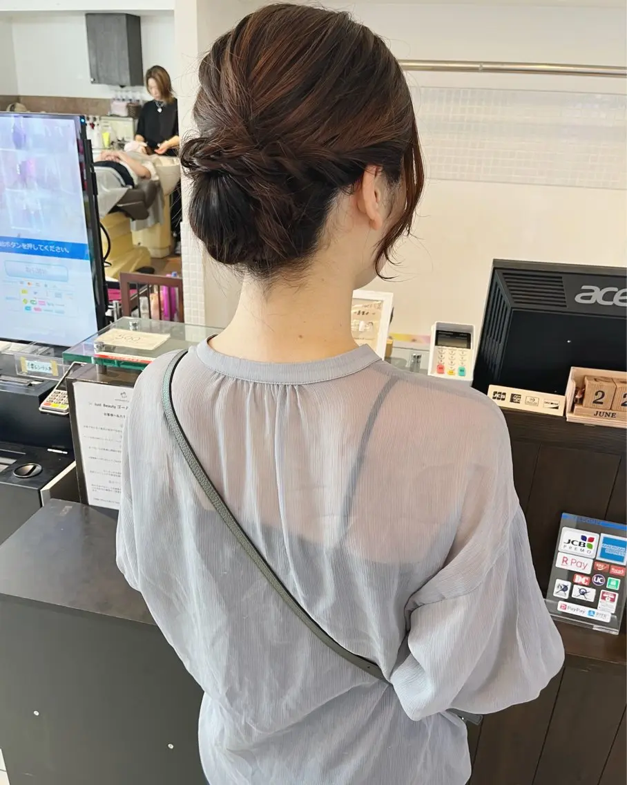 ミディアム ヘアアレンジ ヘアセット アレンジ&ショート 💙YUKINOのヘアスタイル