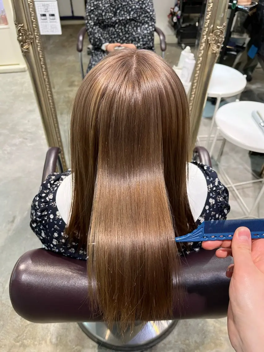 セミロング カラー フェザーパーマ🌙 毛流れ yuzukiのヘアスタイル