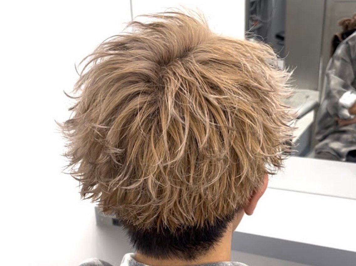メンズ カット ヘアカラー 柿沼 隆誠のヘアスタイル