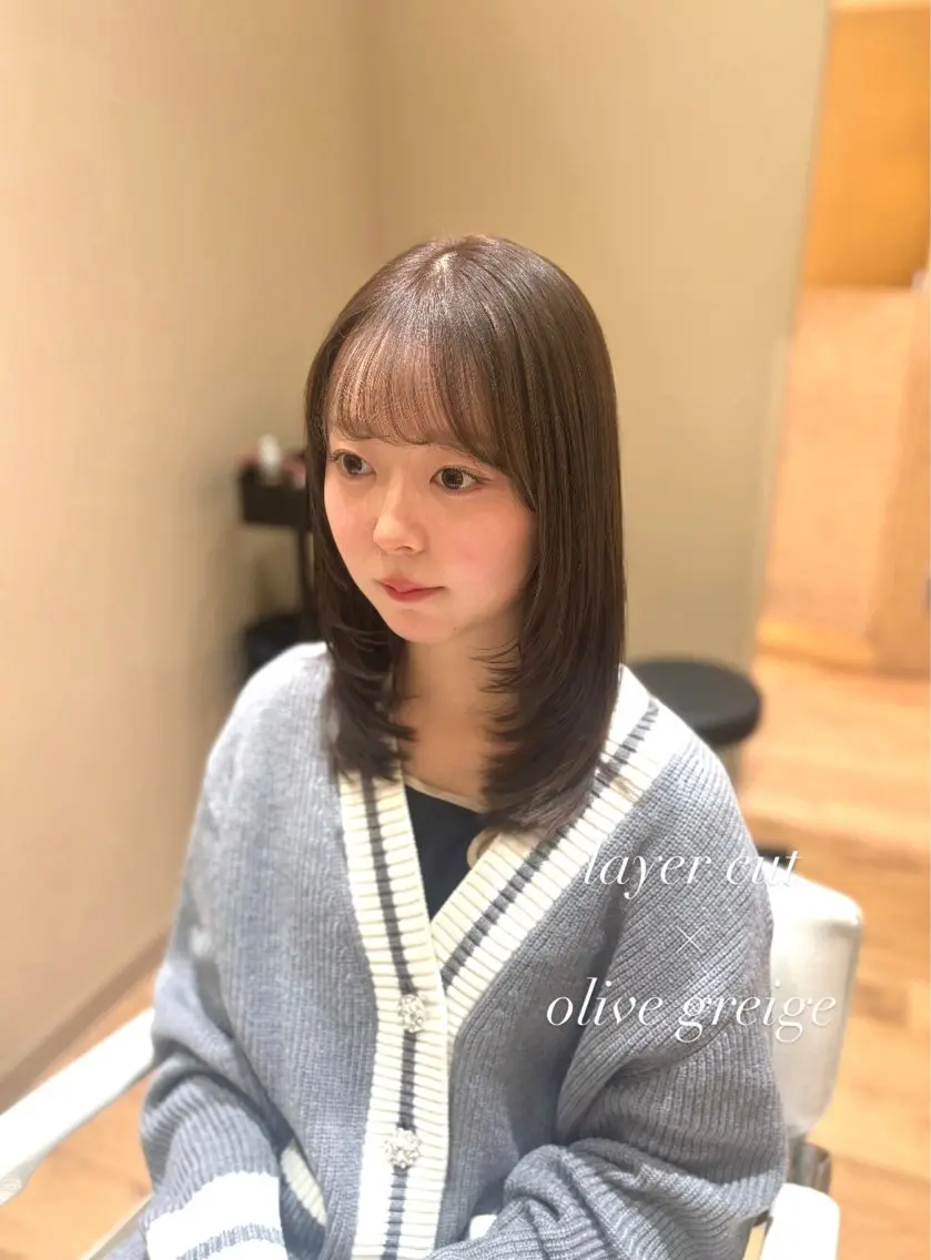 セミロング レイヤーカット カット ヘアカラー 中島愛佳🐥⸒⸒ 縮毛矯正/艶髪カラーのヘアスタイル