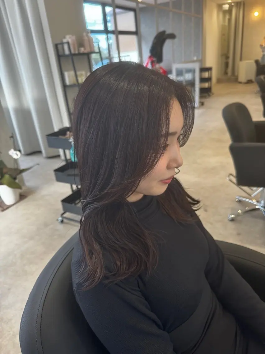 ミディアム くびれヘア 🫧透明感カラー🫧 ロン毛美容師のヘアスタイル