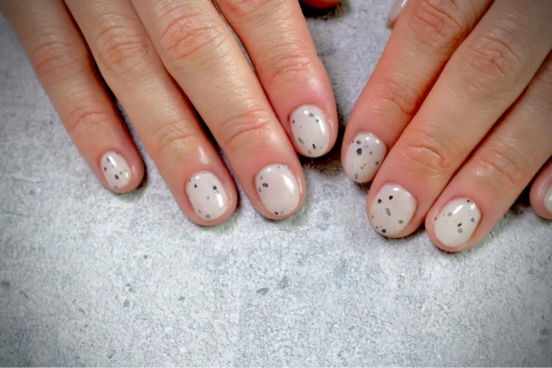 ネイル オーロラネイル カジュアル ジェルネイル ラメ(グリッター) マグネットネイル MH Nailのネイルデザイン