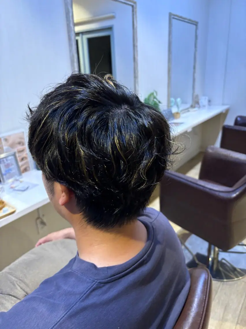 パーマ メンズ メンズハイライト メンズパーマ カット パーマ 上川畑 つかさのヘアスタイル