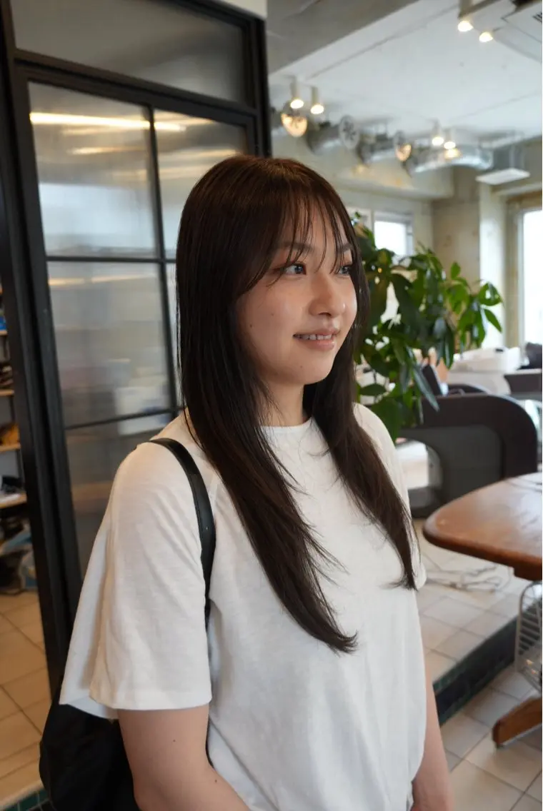 ロング ヘアカラー ウチミズ サヤカのヘアスタイル