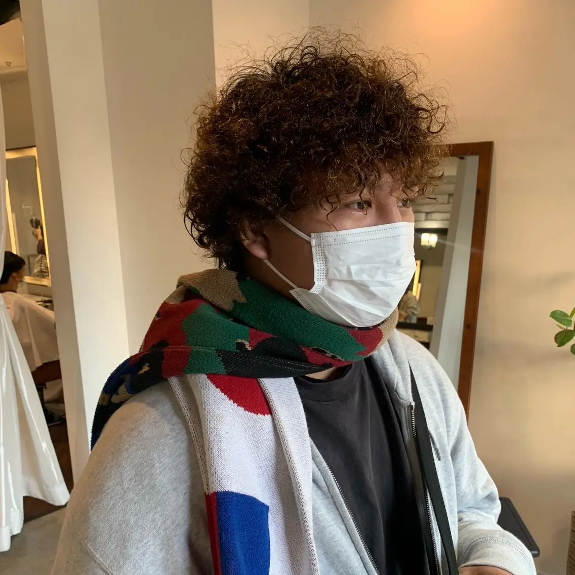 パーマ メンズ メンズパーマ カット パーマ 的場 莉音のヘアスタイル