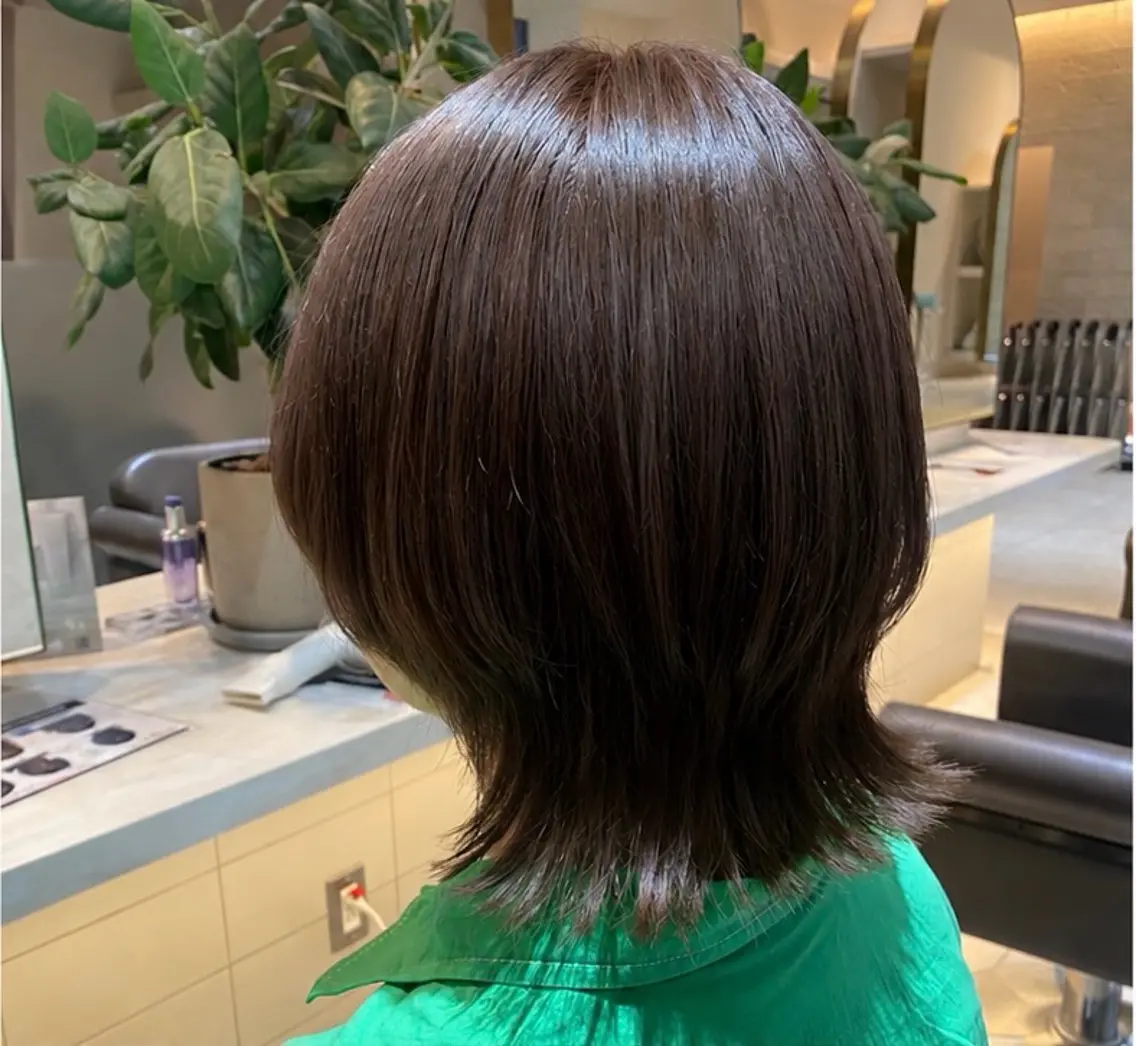 ミディアム カット アトリエMIHO 吉川のヘアスタイル
