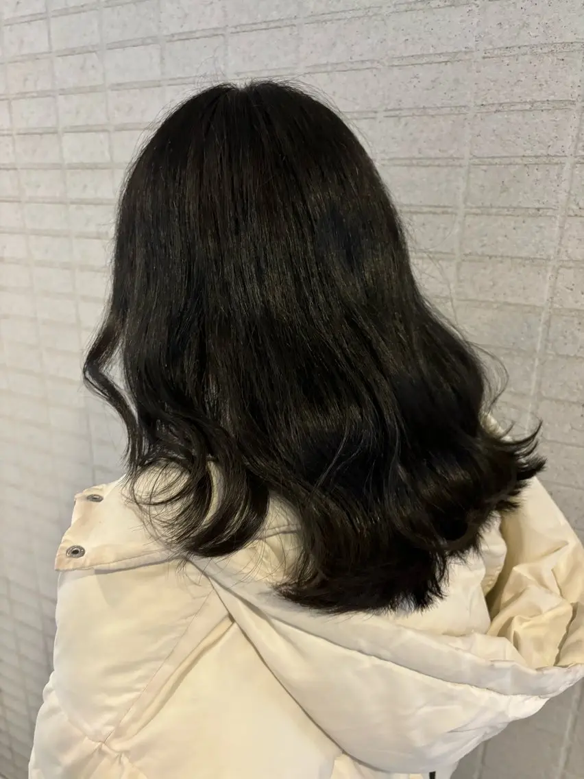 【透明感カラー】➕【集中ケアトリートメント】➕【ブロー】指通りのいい仕上がりに💫の写真