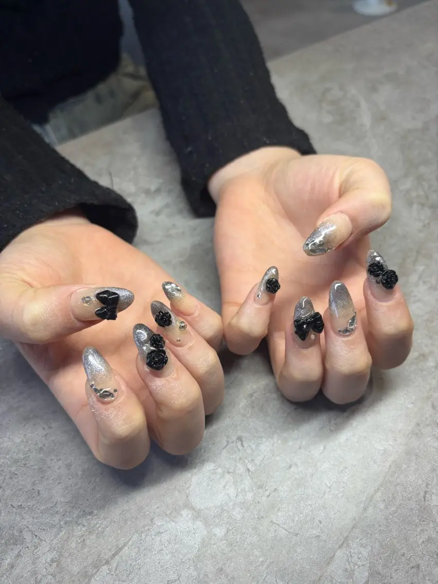 ネイル IROHA NAIL 真結子のネイルデザイン