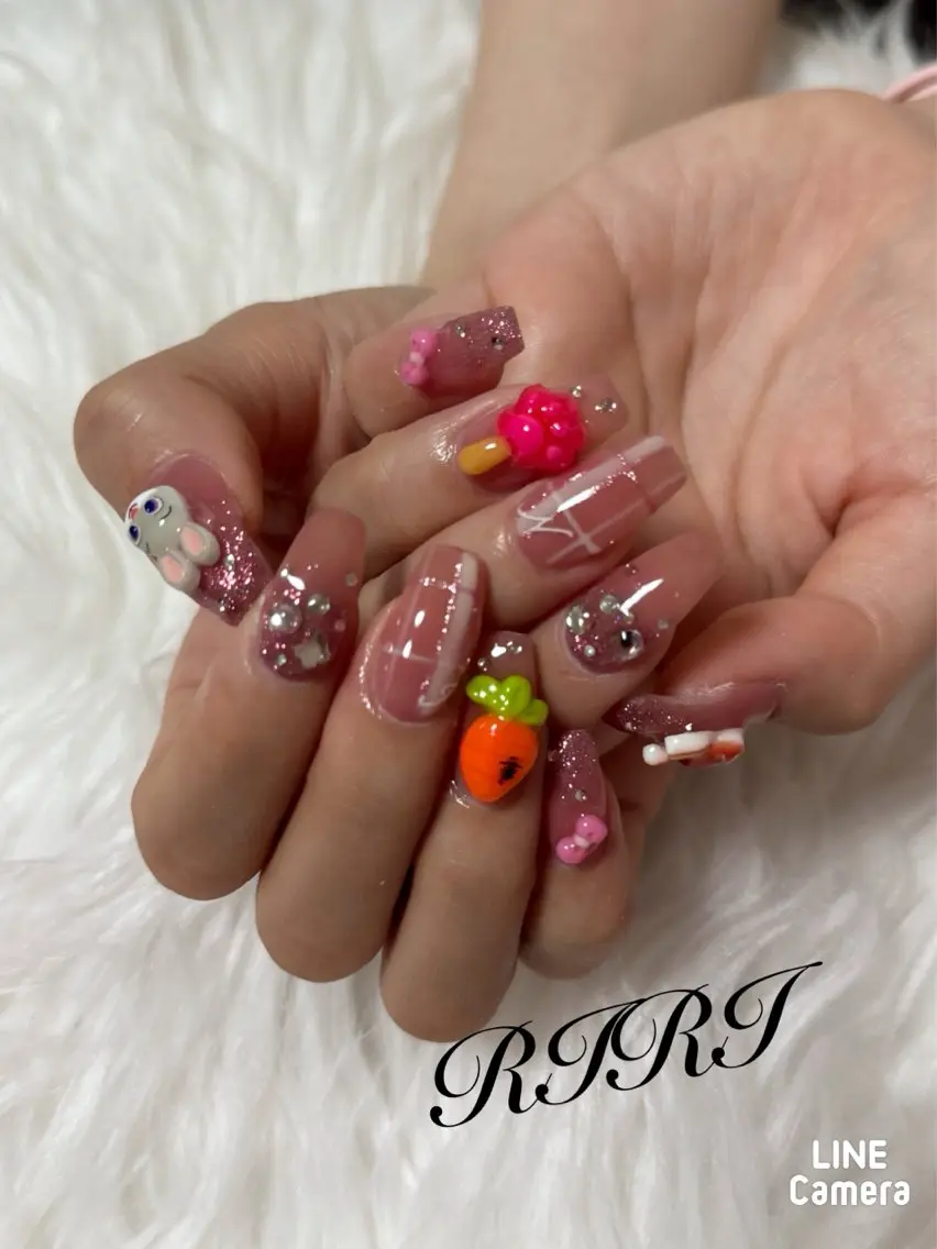 ネイル ジェルネイル キラキラネイル ピンク ショートネイル 春ネイル ハンドネイル riri オーナーのネイルデザイン
