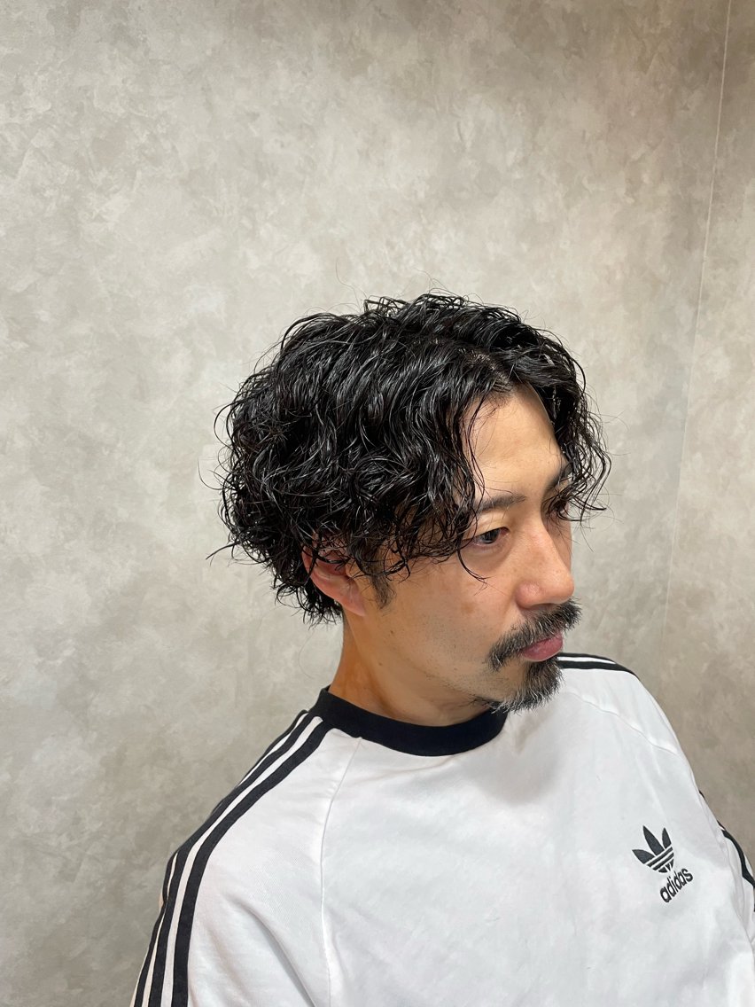 パーマ メンズ 荒牧 絵美のヘアスタイル