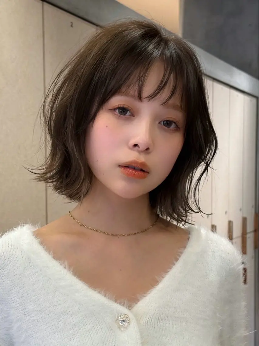 ミディアム カラー カット ヘアカラー トリートメント 💖ボブ/縮毛矯正 顔周りレイヤー/ユイのヘアスタイル