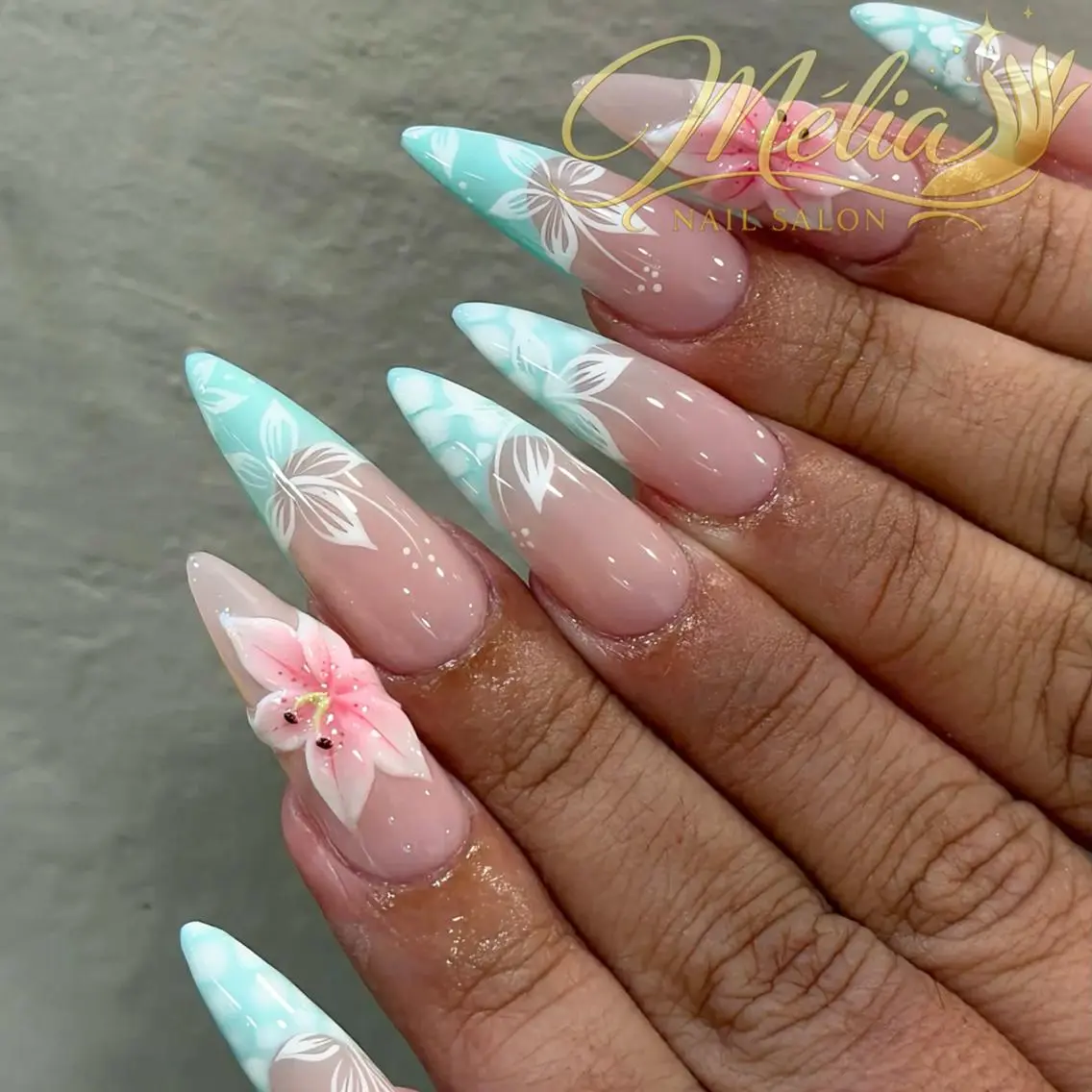 ネイル グラデーション 韓国ネイル ロングネイル 持ち込み シンプルネイル Melia Nail Nambaのネイルデザイン