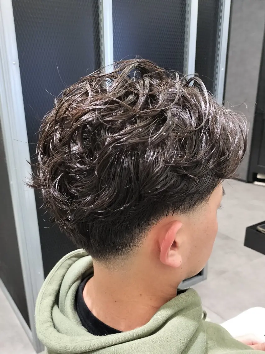 メンズ ショート カット パーマ 🔥メンズ︎特化🔥 遠藤楓伽のヘアスタイル