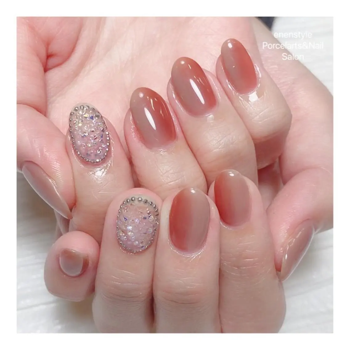 ミディアム ネイル ハンドネイル 🐾enen style 🐾のネイルデザイン