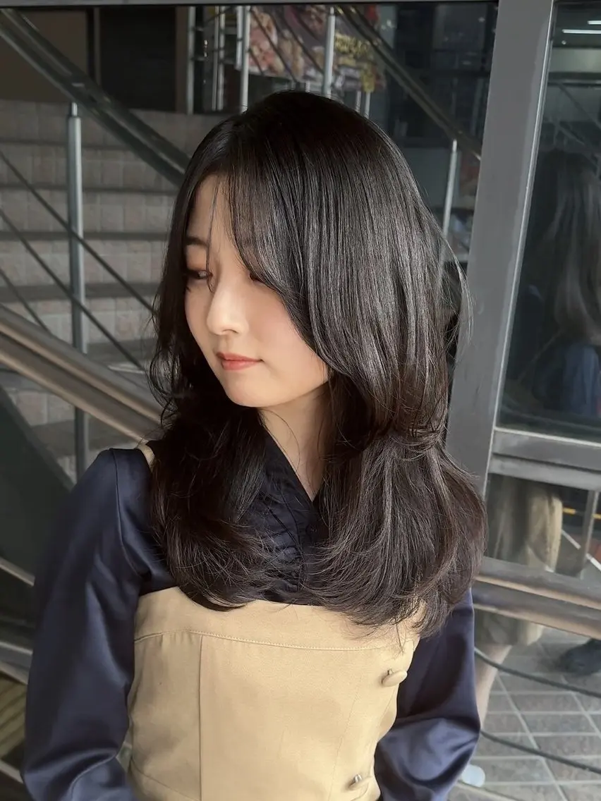 セミロング ハッシュカット 韓国風ヘア 韓国STYLE 小久保のヘアスタイル