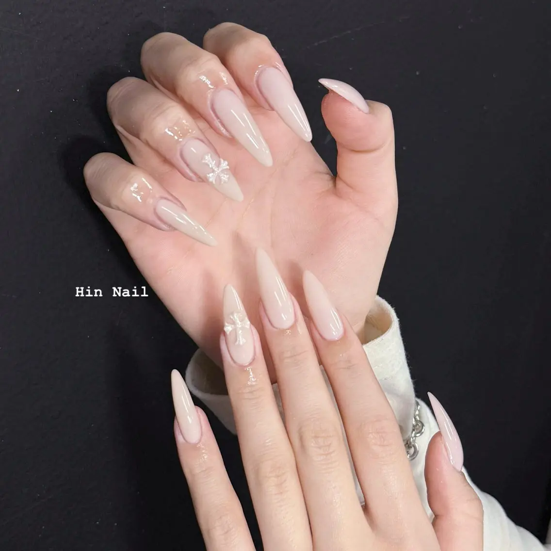 ネイル ハンドネイル HIN NAILのネイルデザイン