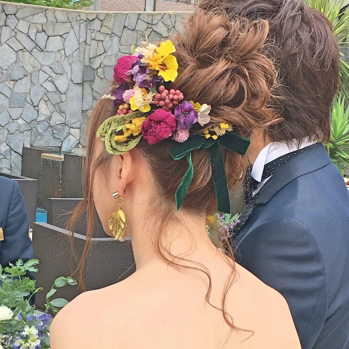 ミディアム ヘアアレンジ お団子ヘア ヘアアンドメイクムタ 新居のヘアスタイル